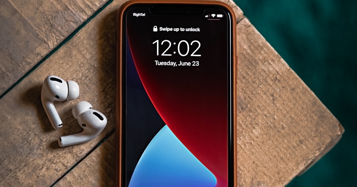 七月換機點揀？iPhone 15 定 16：香港認證機年中性價比對決（2026）